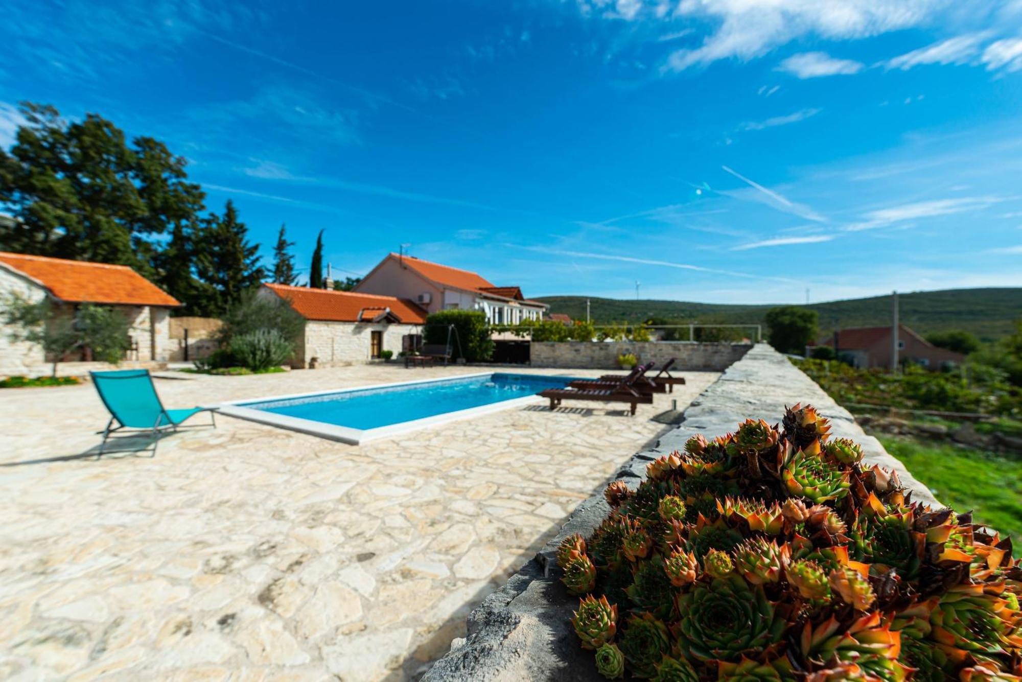 Dalmatian Country House Irena Bruska Εξωτερικό φωτογραφία